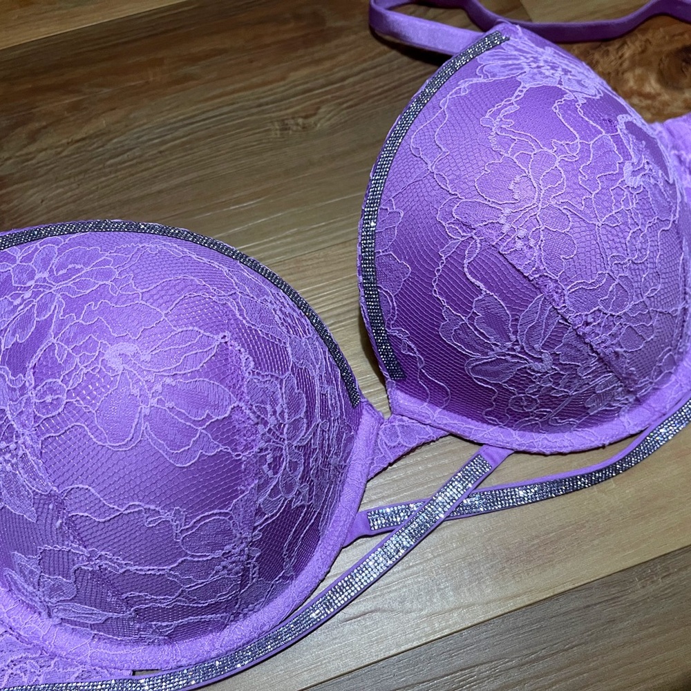 Victoria's Secret Purple Lace Bra with Molded Cups